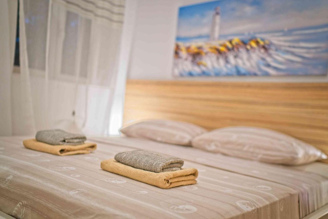 Beach Villa Ema Supetarska Draga Buitenkant foto