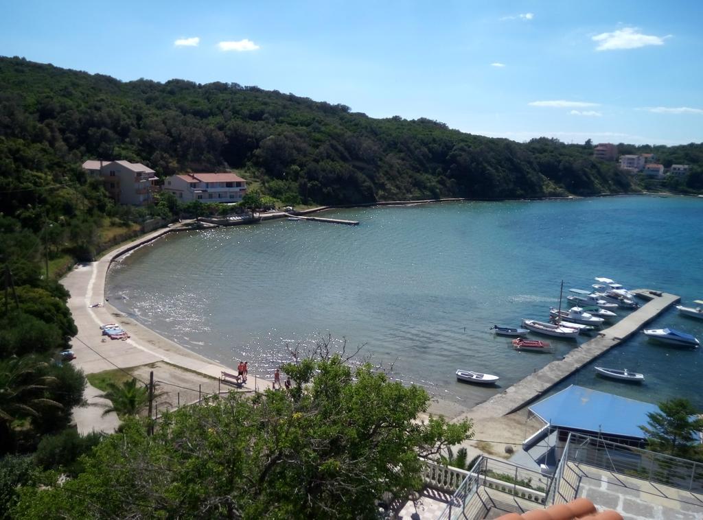 Beach Villa Ema Supetarska Draga Buitenkant foto